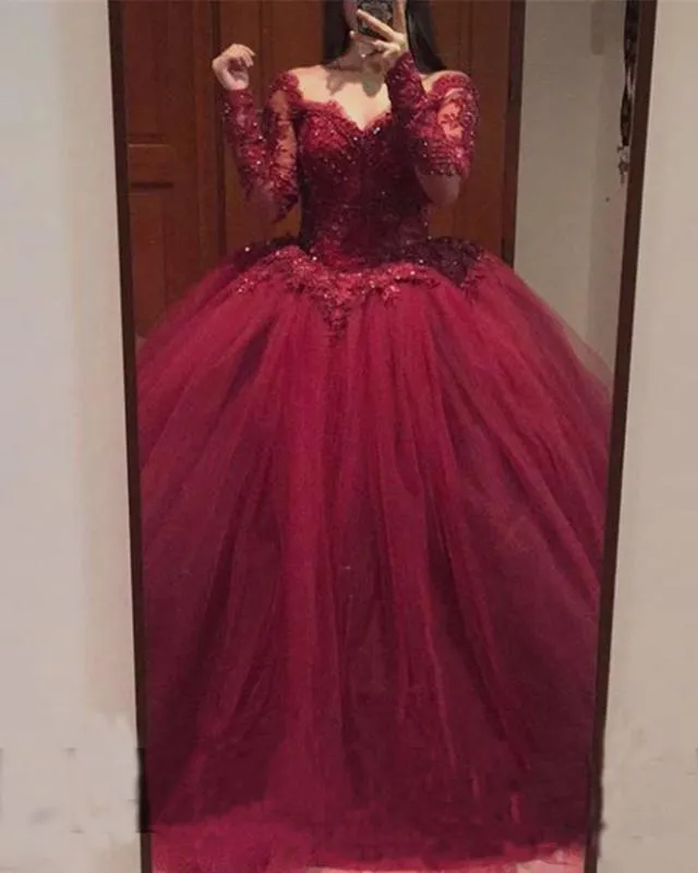 Burgundy Lace Appliques Long Sleeves Tulle Ball Gowns Prom Dresses